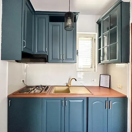 Balkan Rooftop * Tiran